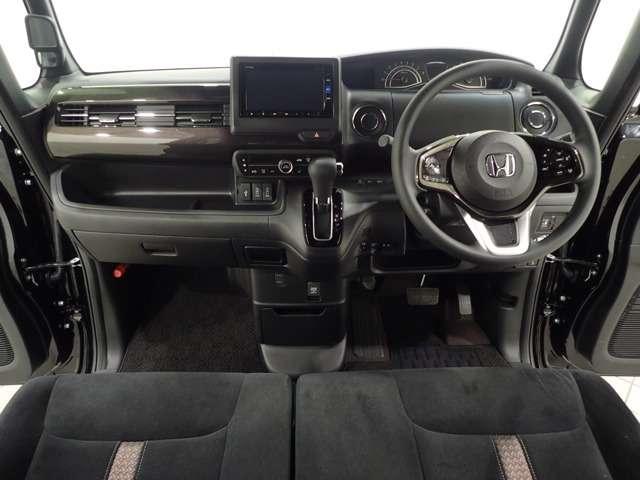 G・Lホンダセンシング Honda認定中古車 メモリーナビ Bluetooth バックカメラ スマートキー(7枚目)