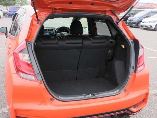 RS ホンダセンシング 2年保証付 衝突被害軽減ブレーキ アダプティブクルーズコントロール ドラレコ メモリーナビ Bカメラ フルセグ USB入力端子 純正AW LED ETC スマートキー ワンオーナー車(19枚目)