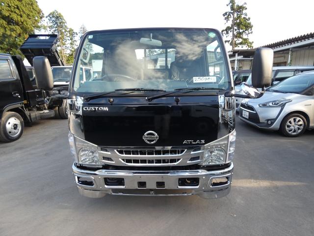 アトラストラック  カスタム 平ボディー オートマ 2.95トン 電動ミラ― 三方開 ディーゼル ターボ 250961(3枚目)