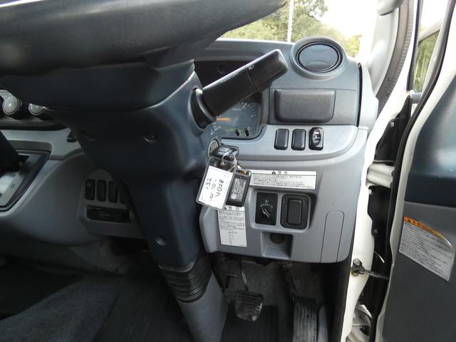 キャンター 1.25トン Wキャブ オートマ 三方開 6人乗り 4ドア パワステ パワーウインドウ 1250KG 251032(27枚目)