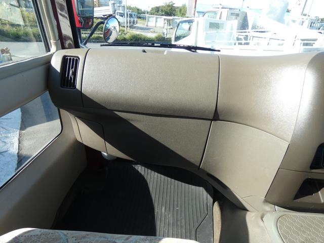 ローザ 　２９人乗りマイクロバス　マニュアル　オートスイングドア　モケット　シート　４．９ディーゼルターボ　走行７３０００ｋｍ　２５０９６３（10枚目）