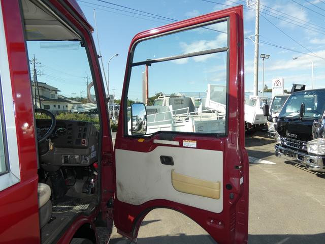 ローザ 　２９人乗りマイクロバス　マニュアル　オートスイングドア　モケット　シート　４．９ディーゼルターボ　走行７３０００ｋｍ　２５０９６３（49枚目）