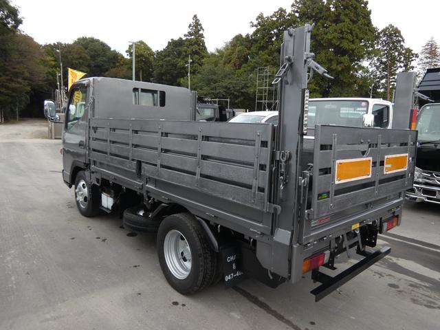 キャンター 　２トン　平ボディー　マニュアル　メッキパーツ　　パワステ　パワーウィンドウ　バックカメラ付き　タ－ボ　ディーゼル　２５１１１７（27枚目）