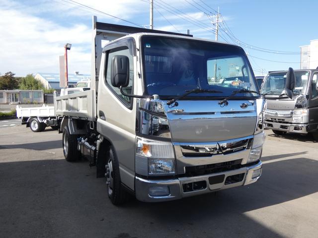 キャンター ダンプ　３トン　ダンプ　マニュアル　メッキパーツ　　タ－ボ　ディーゼル　ＥＴＣ付　ナビゲーション　付き　パワステ　パワーウィンドウ　２５１１１１（2枚目）