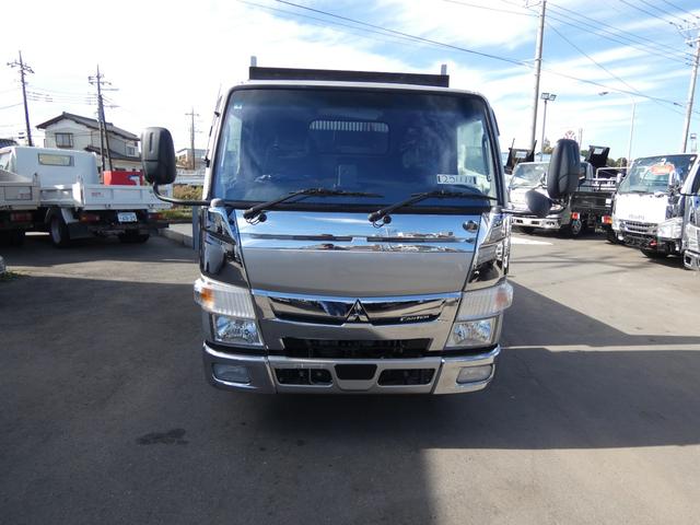 キャンター ダンプ　３トン　ダンプ　マニュアル　メッキパーツ　　タ－ボ　ディーゼル　ＥＴＣ付　ナビゲーション　付き　パワステ　パワーウィンドウ　２５１１１１（3枚目）