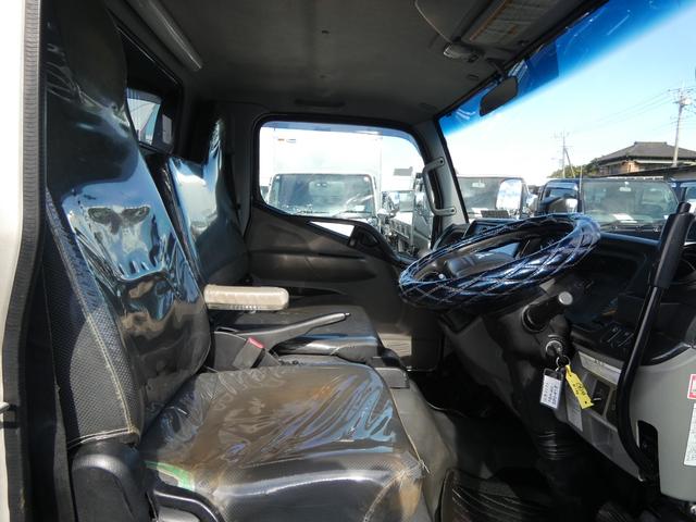 キャンター ダンプ　３トン　ダンプ　マニュアル　メッキパーツ　　タ－ボ　ディーゼル　ＥＴＣ付　ナビゲーション　付き　パワステ　パワーウィンドウ　２５１１１１（15枚目）