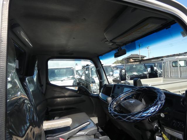 キャンター ダンプ　３トン　ダンプ　マニュアル　メッキパーツ　　タ－ボ　ディーゼル　ＥＴＣ付　ナビゲーション　付き　パワステ　パワーウィンドウ　２５１１１１（16枚目）