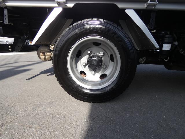 キャンター ダンプ　３トン　ダンプ　マニュアル　メッキパーツ　　タ－ボ　ディーゼル　ＥＴＣ付　ナビゲーション　付き　パワステ　パワーウィンドウ　２５１１１１（24枚目）