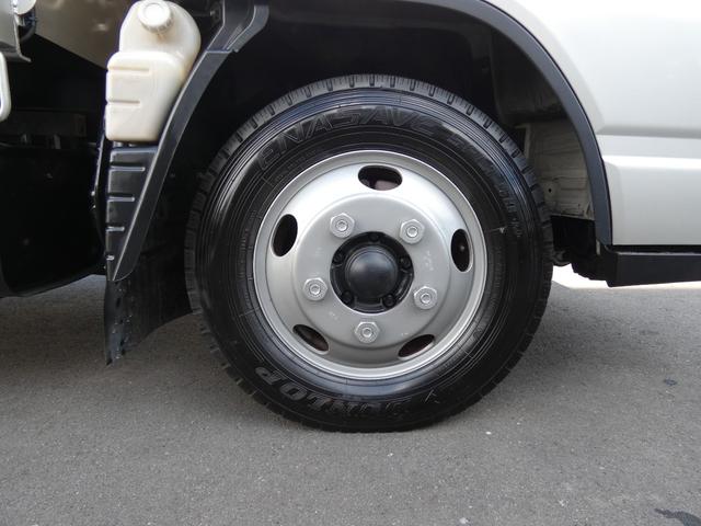 キャンター ダンプ　３トン　ダンプ　マニュアル　メッキパーツ　　タ－ボ　ディーゼル　ＥＴＣ付　ナビゲーション　付き　パワステ　パワーウィンドウ　２５１１１１（25枚目）