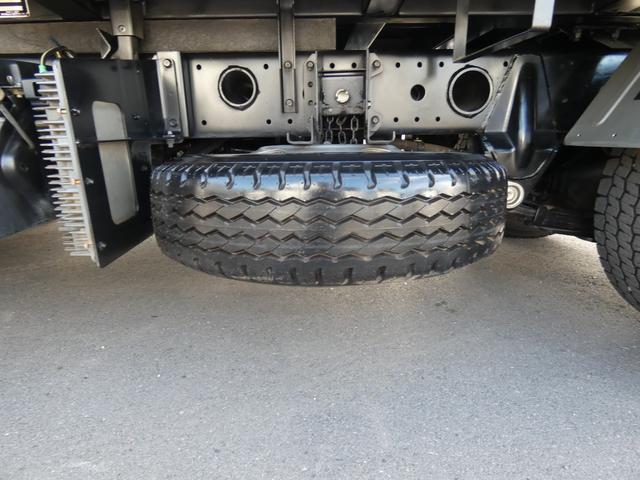 キャンター ダンプ　３トン　ダンプ　マニュアル　メッキパーツ　　タ－ボ　ディーゼル　ＥＴＣ付　ナビゲーション　付き　パワステ　パワーウィンドウ　２５１１１１（26枚目）