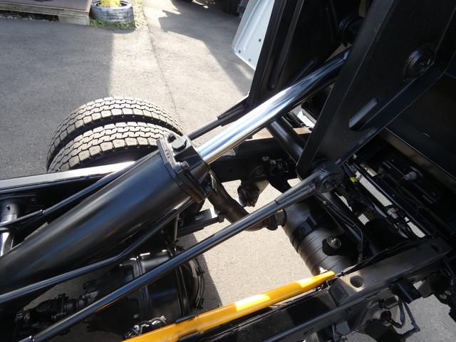 キャンター ダンプ　３トン　ダンプ　マニュアル　メッキパーツ　　タ－ボ　ディーゼル　ＥＴＣ付　ナビゲーション　付き　パワステ　パワーウィンドウ　２５１１１１（39枚目）