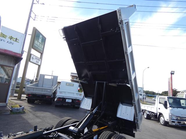 キャンター ダンプ　３トン　ダンプ　マニュアル　メッキパーツ　　タ－ボ　ディーゼル　ＥＴＣ付　ナビゲーション　付き　パワステ　パワーウィンドウ　２５１１１１（40枚目）