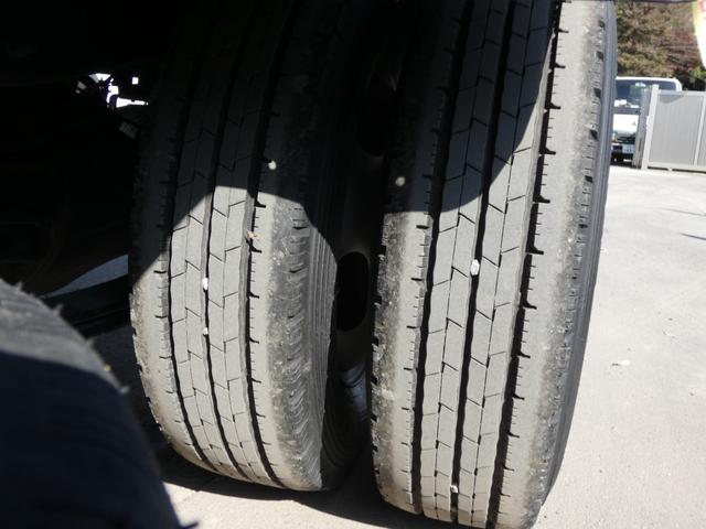 キャンター 　２トン　平ボディー　ディーゼル　マニュアル　パワステ　パワーウィンドウ　ＥＴＣ　電動ミラー　２５１０４８（28枚目）