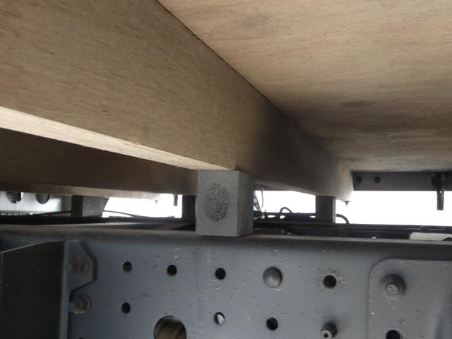 キャンター 　２トン　平ボディー　ディーゼル　マニュアル　パワステ　パワーウィンドウ　ＥＴＣ　電動ミラー　２５１０４８（33枚目）