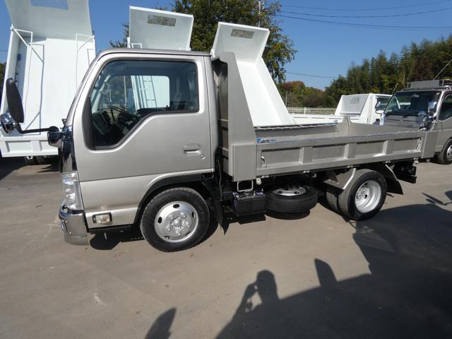 キャンター 　２トン　ダンプ　コボレーン付き　パワーウィンドウ　パワステ　　３人乗り　２ドア　２５１１０４（5枚目）