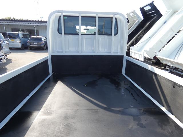 エルフトラック 　１．５トン　　平ボディー　メッキパーツ　　パワステ　パワーウィンドウ　　タ－ボ　ディーゼル　ＥＴＣ付　２５１１２７（11枚目）