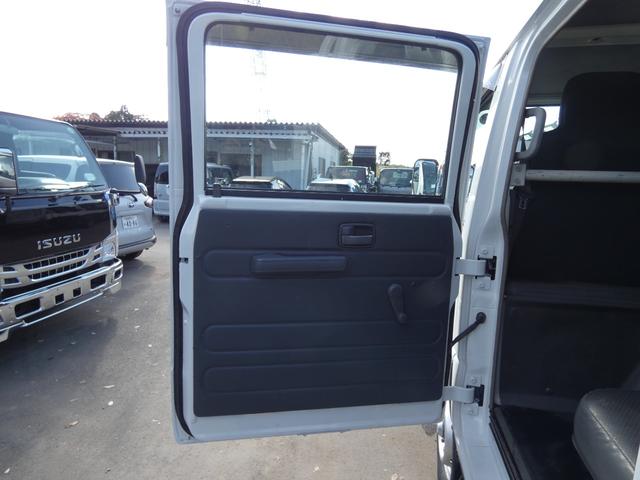 エルフトラック 　１．５トン　　平ボディー　メッキパーツ　　パワステ　パワーウィンドウ　　タ－ボ　ディーゼル　ＥＴＣ付　２５１１２７（28枚目）