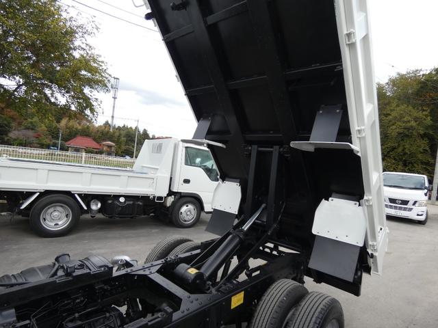 エルフトラック 　３トン　ダンプ　ＥＴＣパワーウィンドウ　パワステ　　３人乗り　ディーゼル　　４ナンバー　２５１０１５（39枚目）