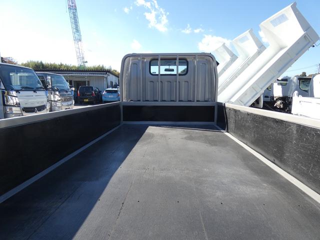 キャンター 　１．５トン　平ボディ　オートマ　ＥＴＣ　１．５００ＫＧ　三方開　ディーゼル　ターボ　パワーウィンドウ　パワステ　エアバック付き　　２５１１２９（10枚目）