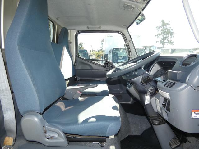キャンター 　１．５トン　平ボディ　オートマ　ＥＴＣ　１．５００ＫＧ　三方開　ディーゼル　ターボ　パワーウィンドウ　パワステ　エアバック付き　　２５１１２９（17枚目）