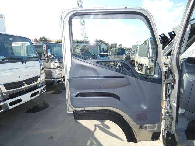 キャンター 　１．５トン　平ボディ　オートマ　ＥＴＣ　１．５００ＫＧ　三方開　ディーゼル　ターボ　パワーウィンドウ　パワステ　エアバック付き　　２５１１２９（24枚目）