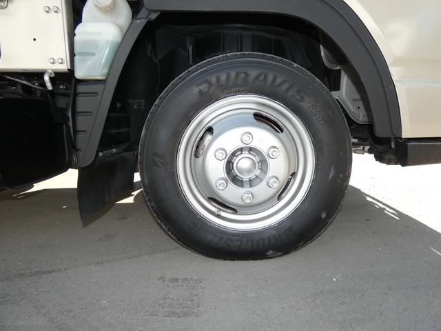 キャンター 　１．５トン　平ボディ　オートマ　ＥＴＣ　１．５００ＫＧ　三方開　ディーゼル　ターボ　パワーウィンドウ　パワステ　エアバック付き　　２５１１２９（28枚目）