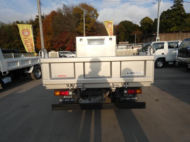 キャンター 3トン ダンプ マニュアル ETC メッキパーツ 電動ミラー 三方開 パワーウインドウ パワーステ ディーゼル ターボ 251135(8枚目)