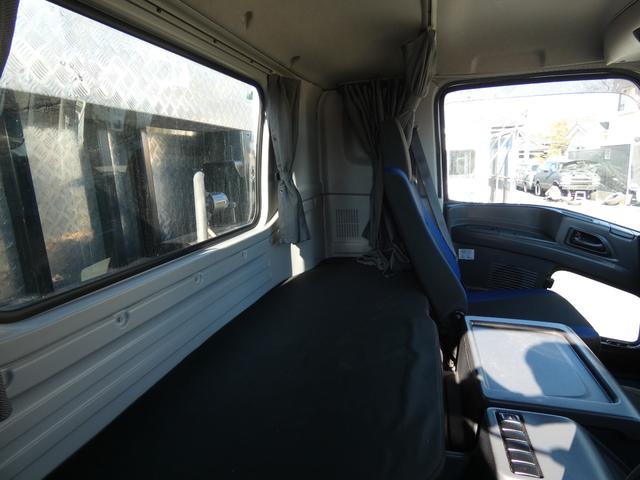 ギガ セルフローダー13500KG 車検付 ハイジャッキ ラジコン付 ETC 7速マニュアルスロープハンガー 251206(14枚目)