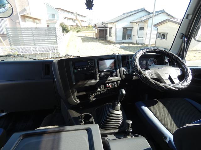 ギガ セルフローダー13500KG 車検付 ハイジャッキ ラジコン付 ETC 7速マニュアルスロープハンガー 251206(20枚目)