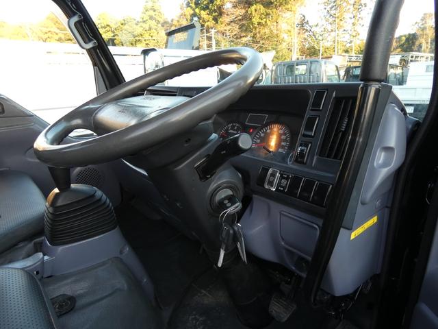 エルフトラック 　２トン　ダンプ　マニュアル　積載量２０００ｋｇ　２ドア　パワステ　パワーウィンドウ　ディーゼル　タボ　２５１１４５（13枚目）