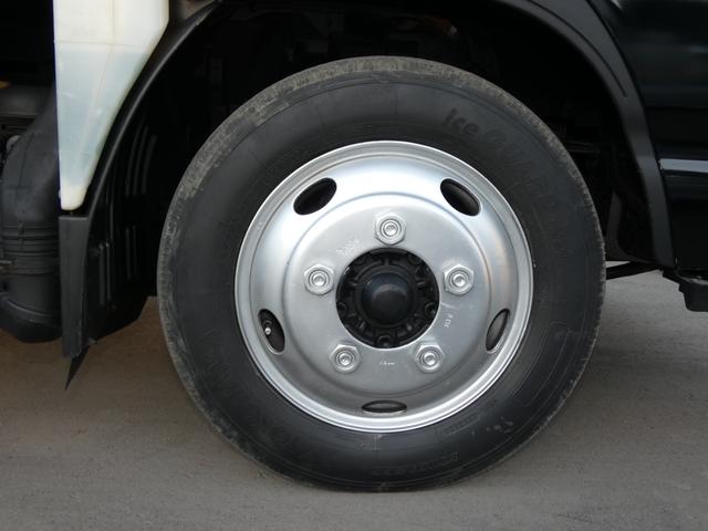 エルフトラック 　２トン　ダンプ　マニュアル　積載量２０００ｋｇ　２ドア　パワステ　パワーウィンドウ　ディーゼル　タボ　２５１１４５（23枚目）