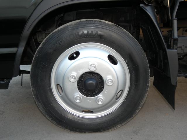 エルフトラック 　２トン　ダンプ　マニュアル　積載量２０００ｋｇ　２ドア　パワステ　パワーウィンドウ　ディーゼル　タボ　２５１１４５（24枚目）