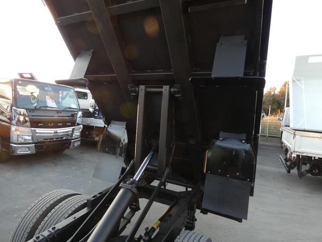 エルフトラック 　２トン　ダンプ　マニュアル　積載量２０００ｋｇ　２ドア　パワステ　パワーウィンドウ　ディーゼル　タボ　２５１１４５（42枚目）