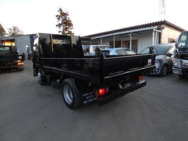 エルフトラック 　２トン　ダンプ　マニュアル　ＥＴＣ　　積載量２０００ｋｇ　２ドア　パワステ　パワーウィンドウ　ディーゼル　タボ　　２５１１４４（5枚目）