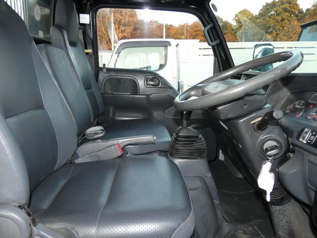 エルフトラック 　２トン　ダンプ　マニュアル　ＥＴＣ　　積載量２０００ｋｇ　２ドア　パワステ　パワーウィンドウ　ディーゼル　タボ　　２５１１４４（15枚目）