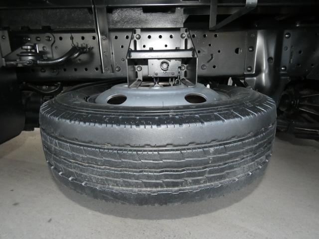 エルフトラック 　２トン　ダンプ　マニュアル　ＥＴＣ　　積載量２０００ｋｇ　２ドア　パワステ　パワーウィンドウ　ディーゼル　タボ　　２５１１４４（28枚目）