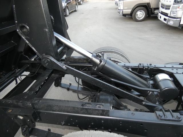 エルフトラック 　２トン　ダンプ　マニュアル　ＥＴＣ　　積載量２０００ｋｇ　２ドア　パワステ　パワーウィンドウ　ディーゼル　タボ　　２５１１４４（39枚目）