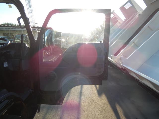 エルフトラック 　２トン　マニュアル　ダンプ　メッキパーツ　ディーゼル　タ－ボ　ＥＴＣ　パワーウインドウ　パワステ　２５１２０８（8枚目）