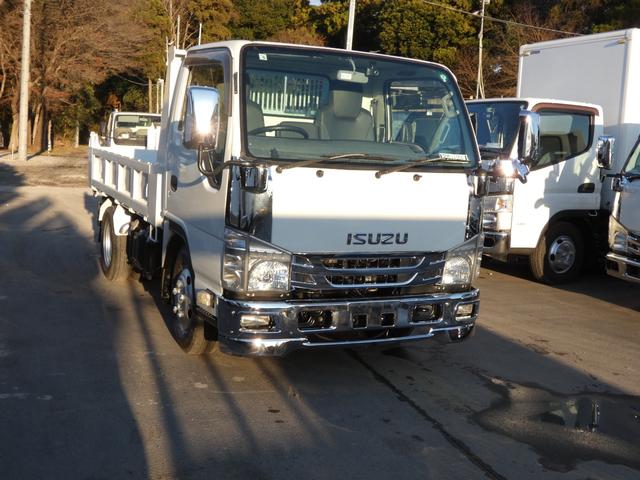 エルフトラック 　３トン　マニュアル　ダンプ　メッキパーツ　ディーゼル　タ－ボ　ＥＴＣ　パワーウインドウ　パワステ　ドライブレコーダー付き　２５１１２４（3枚目）