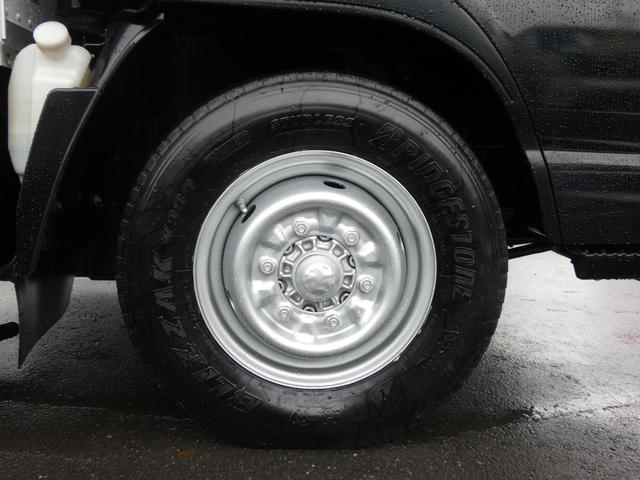 エルフトラック 　１．５ｔ　パネルバン　４ＷＤ　マニュアル　パワーウィンドウ　　メッキパーツ　パワステ　　タ－ボ　ディーゼル　バックカメラ　２５１２０９（26枚目）