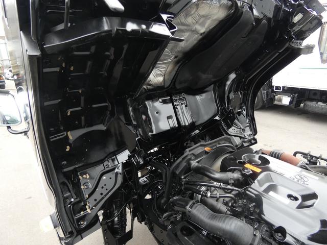 エルフトラック 　１．５ｔ　パネルバン　４ＷＤ　マニュアル　パワーウィンドウ　　メッキパーツ　パワステ　　タ－ボ　ディーゼル　バックカメラ　２５１２０９（34枚目）