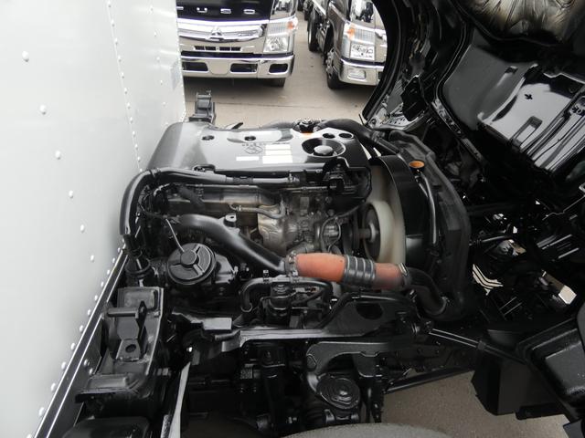 エルフトラック 　１．５ｔ　パネルバン　４ＷＤ　マニュアル　パワーウィンドウ　　メッキパーツ　パワステ　　タ－ボ　ディーゼル　バックカメラ　２５１２０９（35枚目）