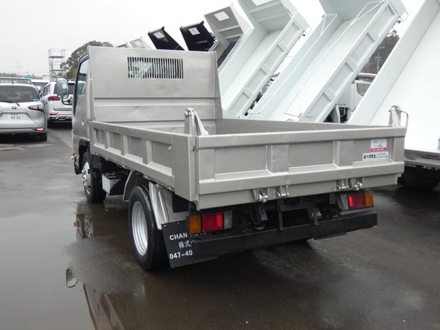 エルフトラック 　２トン　マニュアル　ダンプ　メッキパーツ　ディーゼル　タ－ボ　　　パワステ　２５１１３６（8枚目）