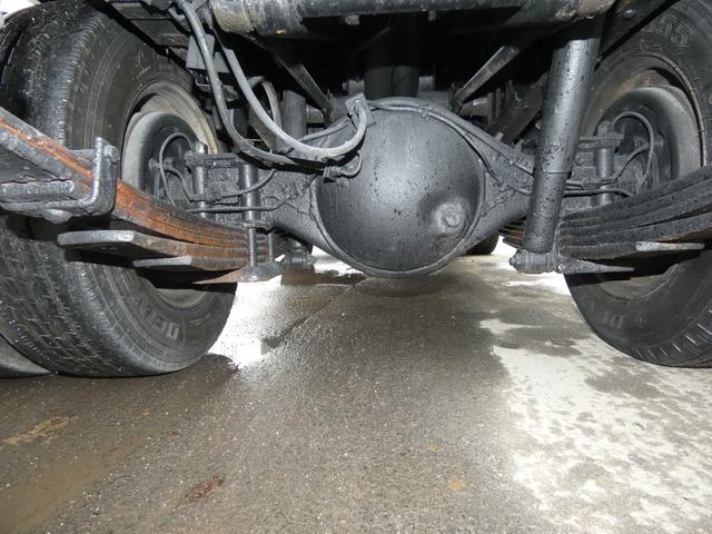 エルフトラック 　２トン　マニュアル　ダンプ　メッキパーツ　ディーゼル　タ－ボ　　　パワステ　２５１１３６（32枚目）