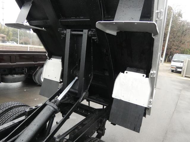 エルフトラック 　２トン　マニュアル　ダンプ　メッキパーツ　ディーゼル　タ－ボ　　　パワステ　パワーウインドウ　コボレーンフレーム付き　２５１２１０（40枚目）