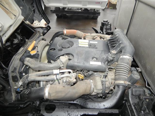 エルフトラック 　２トン　マニュアル　ダンプ　メッキパーツ　ディーゼル　タ－ボ　　　パワステ　パワーウインドウ　コボレーンフレーム付き　２５１２１０（43枚目）