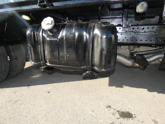 エルフトラック 　３トン　マニュアル　ダンプ　ＥＴＣ　メッキパーツ　ディーゼル　タ－ボ　　　パワステ　パワーウインドウ　コボレーンフレーム付き　２５１２１８（36枚目）