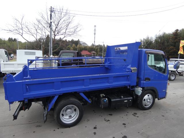 キャンター 　３トン　マニュアル　ダンプ　メッキパーツ　ディーゼル　タ－ボ　　　パワステ　パワーウインドウ電動　コボレーン　２５１２３２（5枚目）