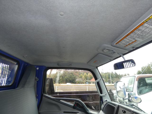 キャンター 　３トン　マニュアル　ダンプ　メッキパーツ　ディーゼル　タ－ボ　　　パワステ　パワーウインドウ電動　コボレーン　２５１２３２（19枚目）