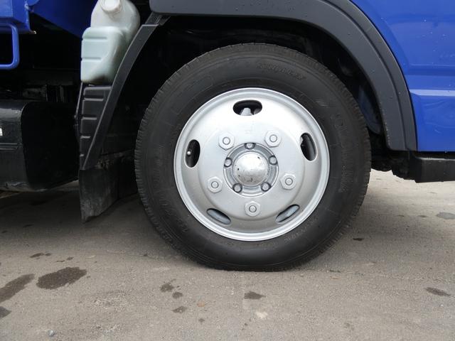 キャンター 　３トン　マニュアル　ダンプ　メッキパーツ　ディーゼル　タ－ボ　　　パワステ　パワーウインドウ電動　コボレーン　２５１２３２（28枚目）